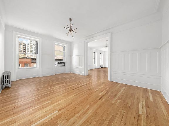3rd image of 26 E 81st St APT 5S