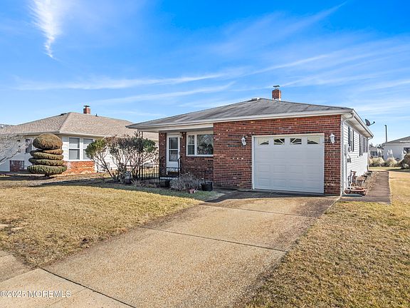 2nd image of 8 Saint Kitts Drive