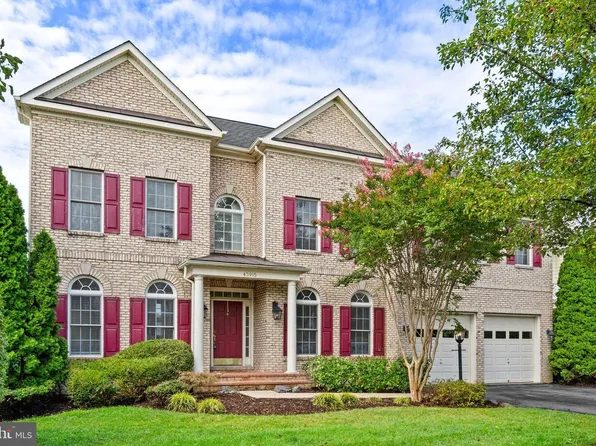 43915 Kittiwake Dr, Leesburg, VA 20176