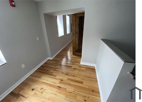 4th image of 709 N Franklin St APT 204