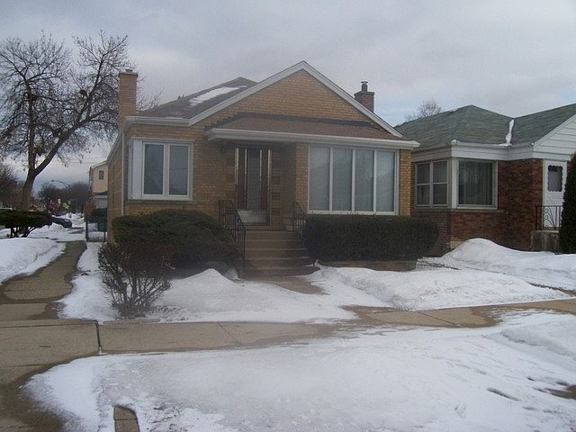 2nd image of 5001 S Lawler Ave
