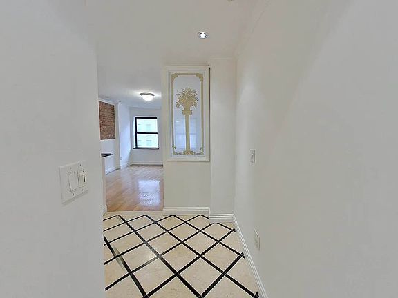 4th image of 103 Lexington Ave APT 2C
