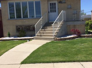 5908 S Austin Ave, Chicago, IL