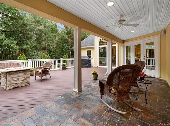 5th image of 600 Spanish Oak Ct