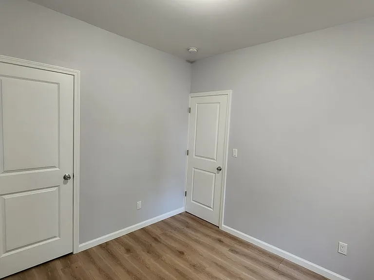 1010 Flora St #1 — Photo 9