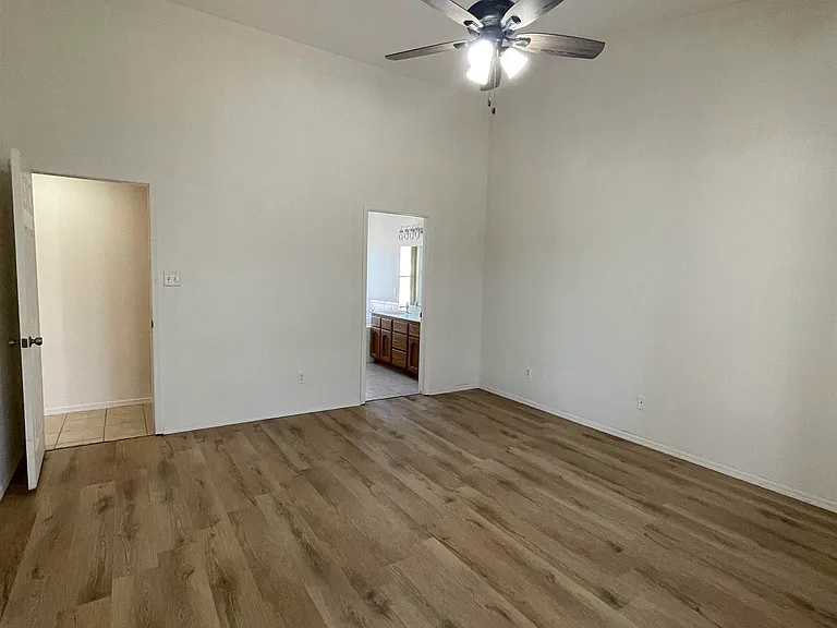 11511 S Prescott Ave — Photo 7