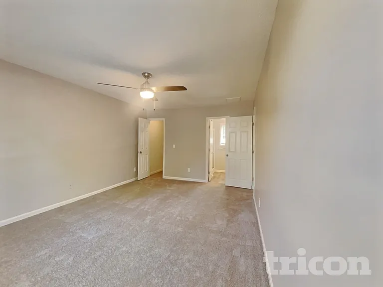 5708 Green Apple Dr — Photo 8