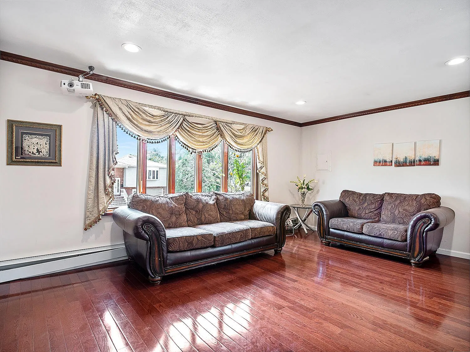 35 Poland Pl — Photo 4