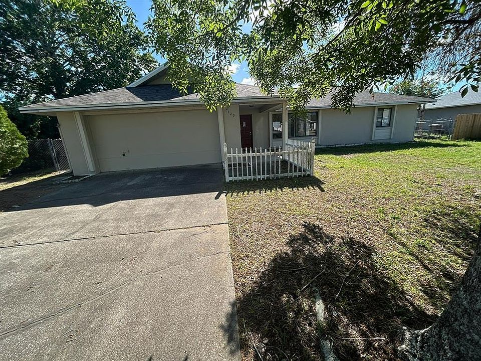 1st image of 2429 Albury Ave