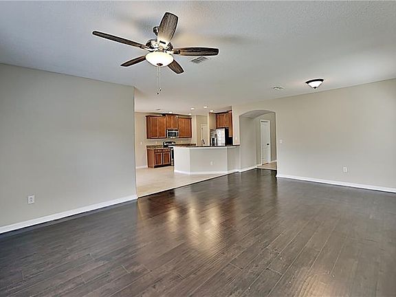 4th image of 15421 Lost Creek Ln