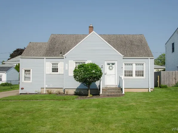 3573 Marlowe Ave, Blasdell, NY 14219