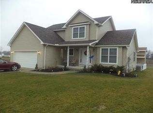 1159 Limerick Ln, Grafton, OH 44044