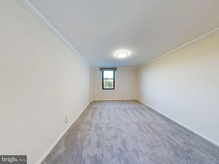 4600 Duke St #701 — Photo 21