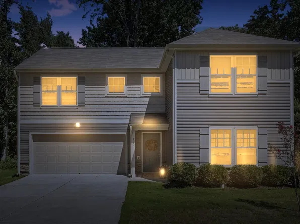 203 Glen Meadow Dr, Angier, NC 27501