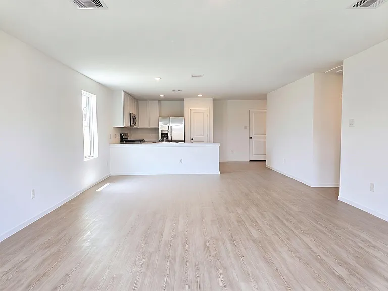 26818 Zebra Grass Dr — Photo 16