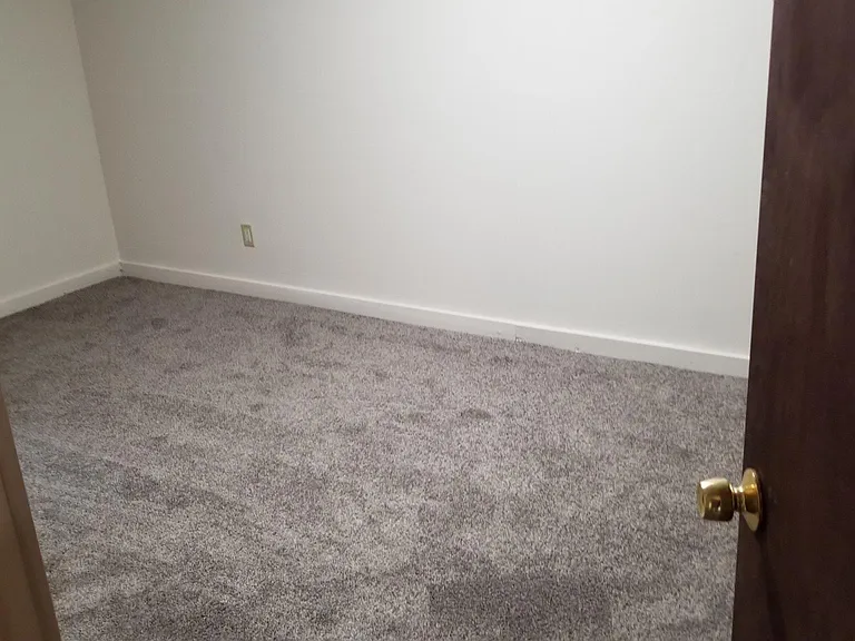 2625 University Ave — Photo 13