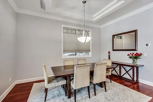 1337 W Roscoe St — Photo 14