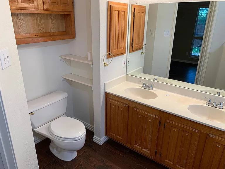 18504 Shadow Ridge Dr — Photo 9