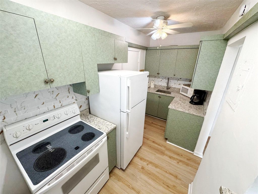 310 S CYPRESS Road #729, photo 6
