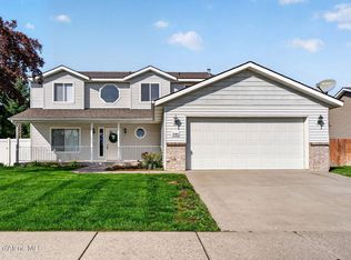 9190 N Torrey Ln, Hayden Lake, ID 83835
