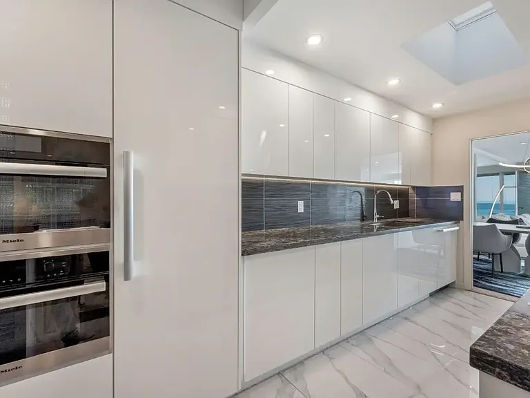 2274 Folkestone Way #215 — Photo 5
