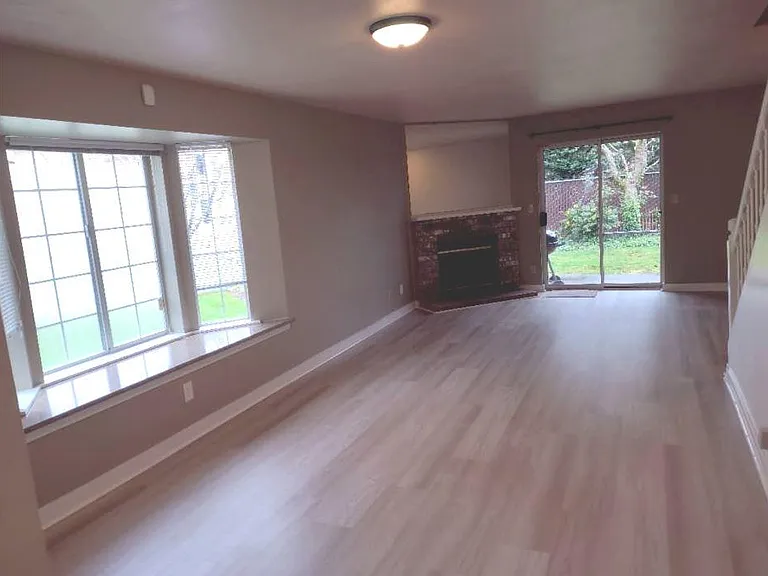 8100 238th St SW — Photo 3