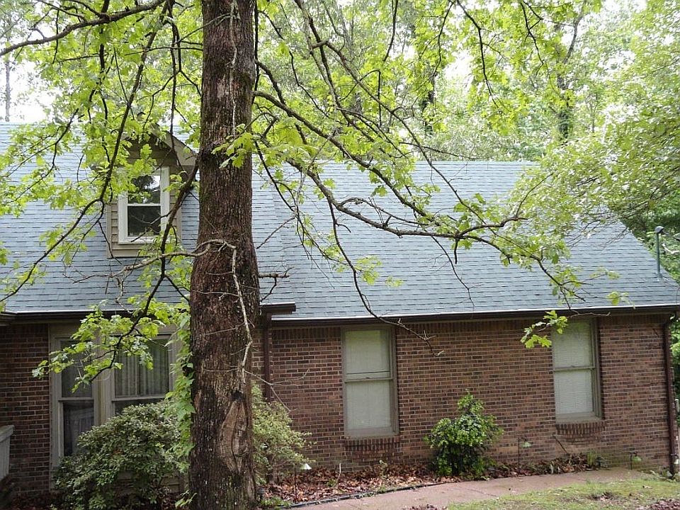 2nd image of 367 Twin Oaks Dr