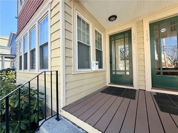 119-121 5th St #1, Providence, RI 02906