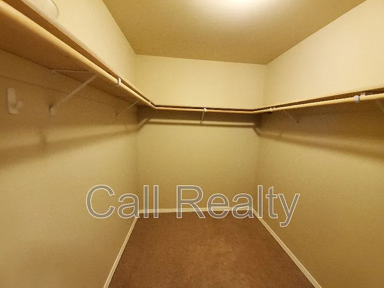 1814 N Arc St — Photo 14