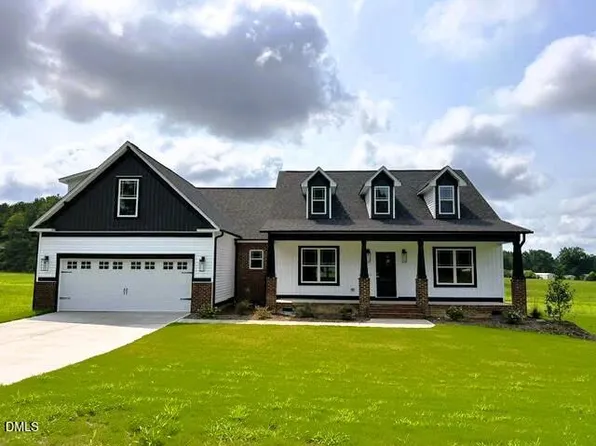 205 Big Pine Rd, Clayton, NC 27520