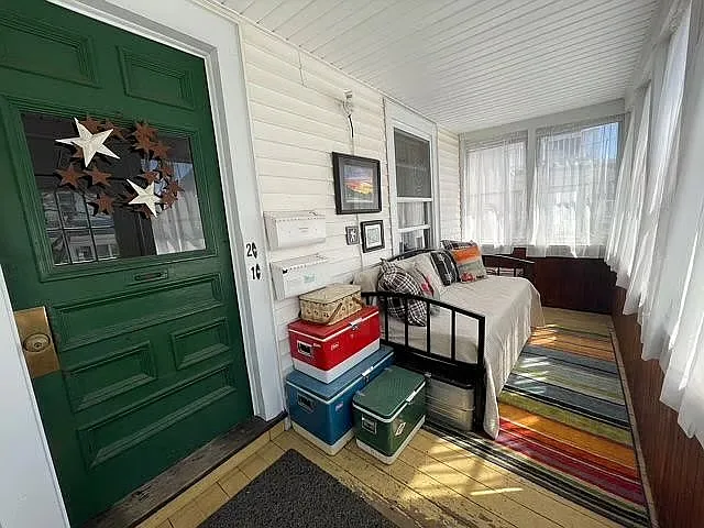 Building Photo - 78 Newhall St #1