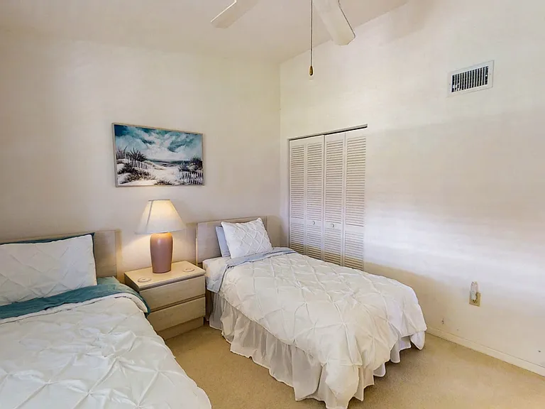 448 Bouchelle Dr #305 — Photo 5