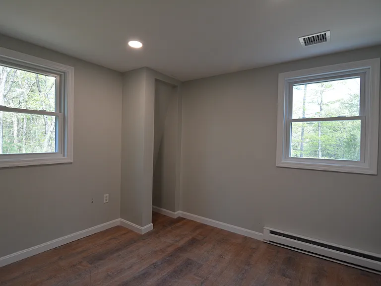 51 Hall St — Photo 12