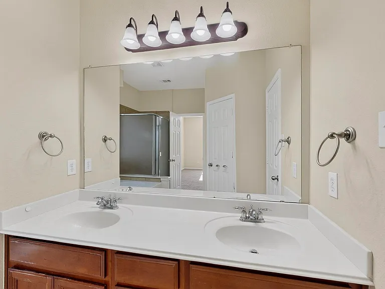 9906 Gessner Dr — Photo 20