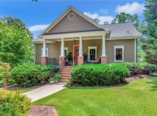 111 Winding River Dr, Anderson, SC 29625