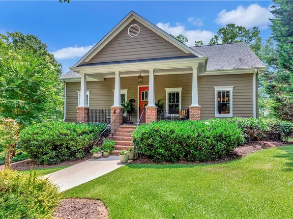 111 Winding River Dr, Anderson, SC 29625
