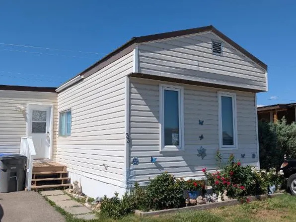5853 4th St W #33, Claresholm, AB T0L 0T0