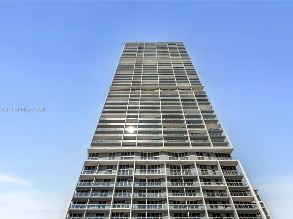 465 Brickell Ave APT 2504, Miami, FL 33131