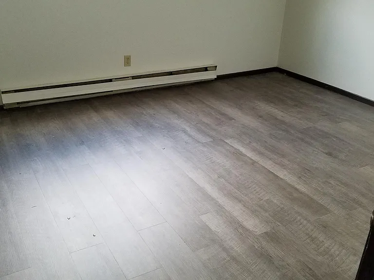 12051 Hancock St SE — Photo 4