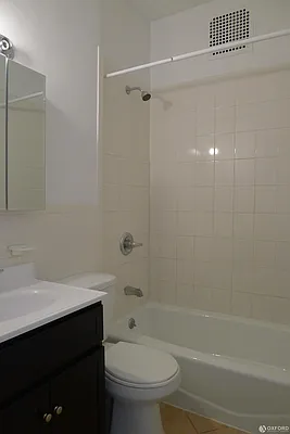 Rented by Oxford Property Group | media 23