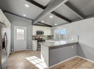 900 Lemon Ave, Vista, CA 92084