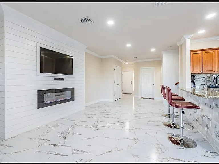 973 Aussi Ct — Photo 5