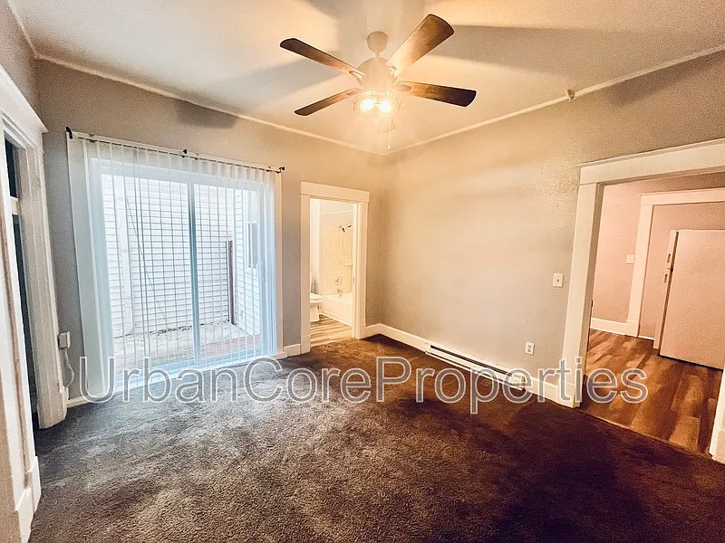 Building Photo - 417 4th St N #101