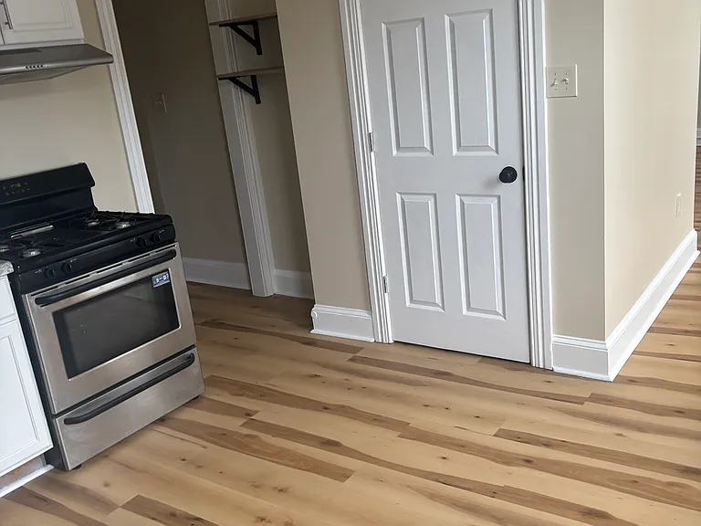 1048 Elm St #2 — Photo 1