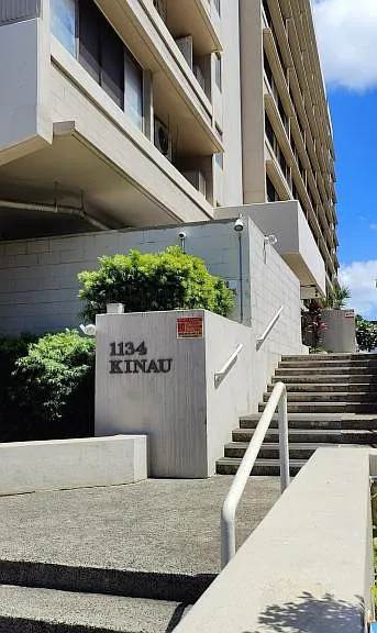 1134 Kinau St — Photo 3