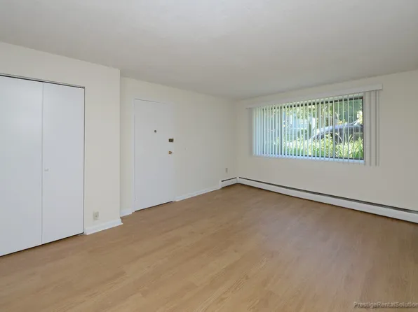 104 Babcock St #46, Brookline, MA 02446