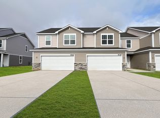 8322 Kannon Dr, Lowell, IN