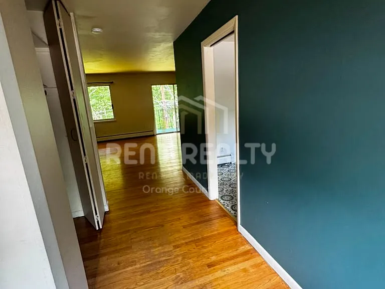Barnett Dr — Photo 8