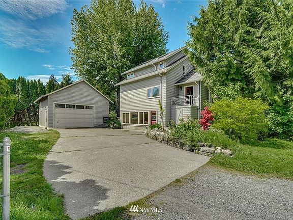 3rd image of 19054 16th Ave NE