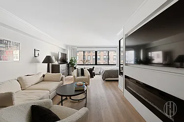200 East 78th Street #7E image 1 of 9